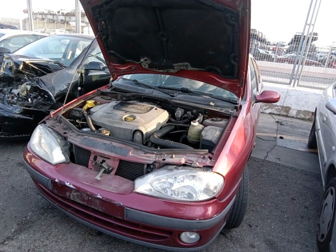 Radiador de Agua RENAULT MÉGANE 2000