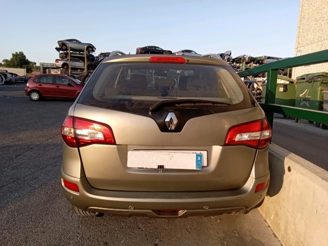 PUERTA TRASERA DERECHA RENAULT KOLEOS 2008