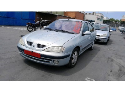 PANEL DELANTERO RENAULT MÉGANE CLASSIC 2002