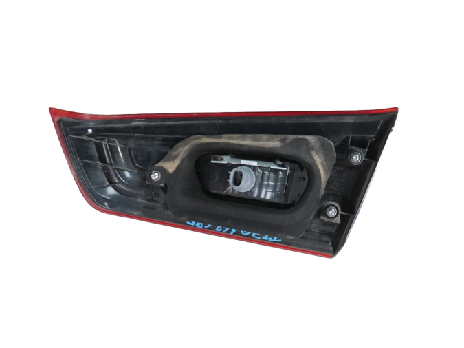 PILOTO TRASERO IZQUIERDO INTERIOR MITSUBISHI ASX 2018