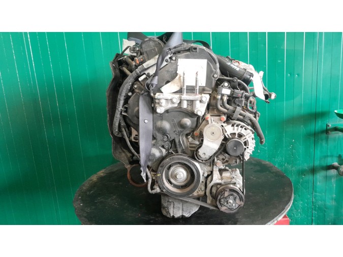 MOTOR CON ACCESORIOS Y CAJA DE CAMBIOS MITSUBISHI ASX
