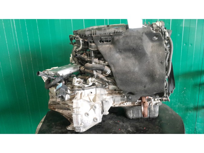 MOTOR CON ACCESORIOS Y CAJA DE CAMBIOS MITSUBISHI ASX