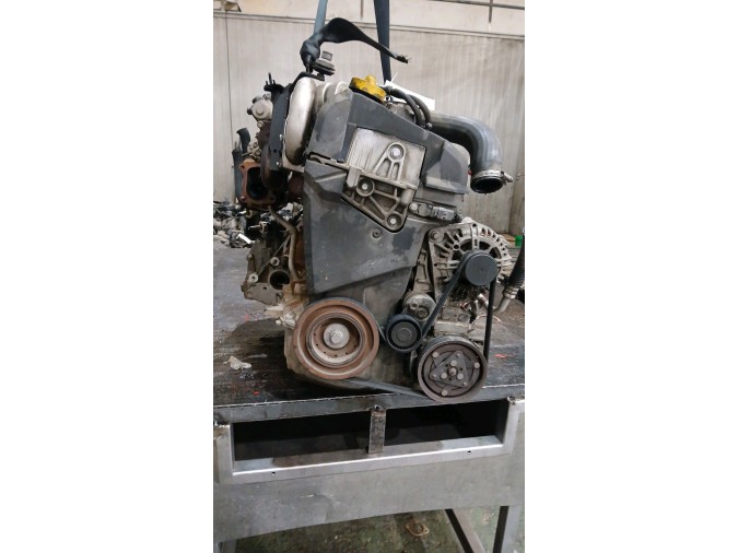 MOTOR CON ACCESORIOS SIN CAJA DE CAMBIOS NISSAN NOTE