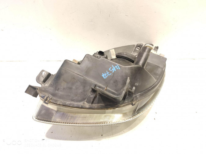 FARO DELANTERO DERECHO CITROEN XSARA PICASSO 2003