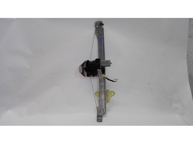 ELEVALUNAS DELANTERO DERECHO NISSAN CAPTUR 2015