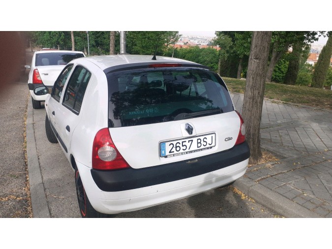 Radiador motor RENAULT CLIO 2002