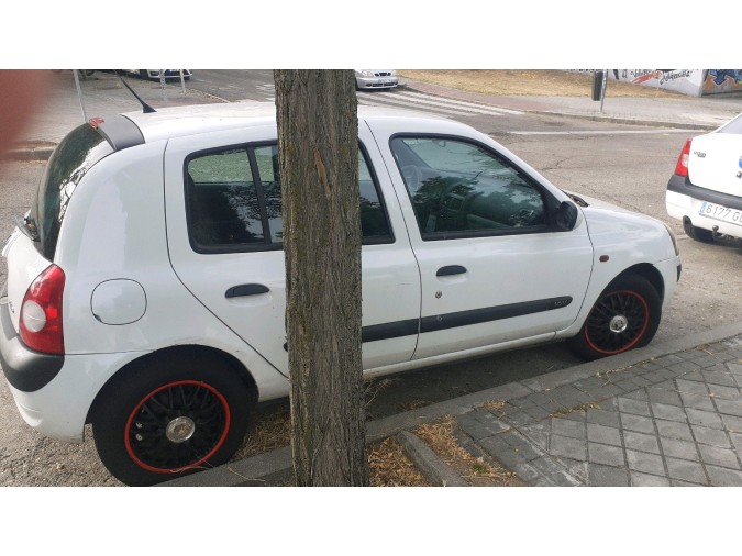 Radiador motor RENAULT CLIO 2002