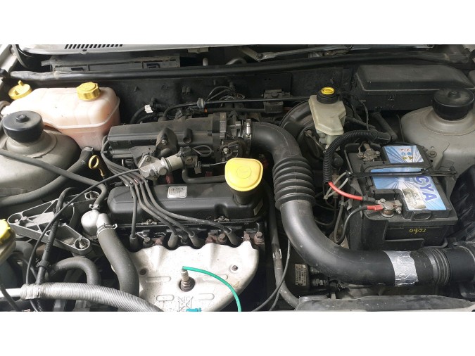Radiador motor FORD FIESTA 2000