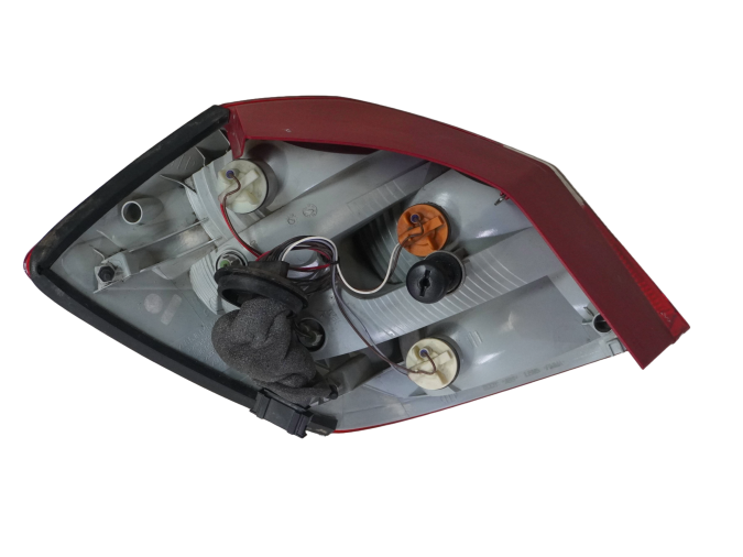 PILOTO TRASERO DERECHO SKODA FABIA 2009