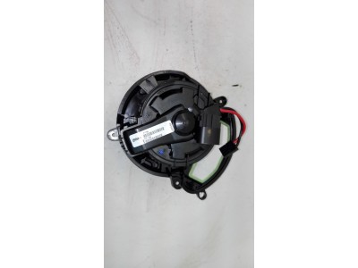 MOTOR DEL CALENTADOR KIA KADJAR 2016