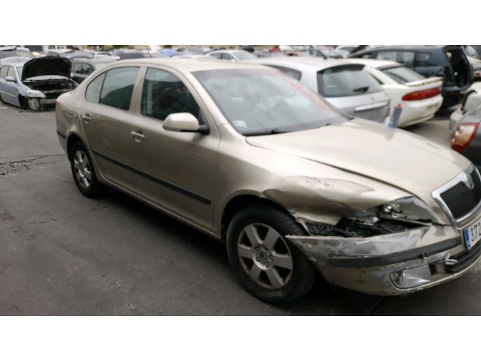 MANDO ELEVALUNAS DELANTERO DERECHO SKODA OCTAVIA 2005