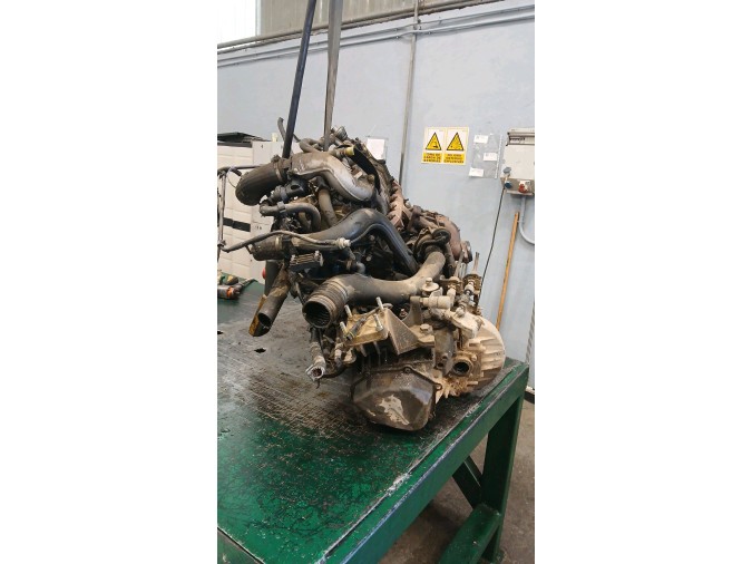 MOTOR CON ACCESORIOS Y CAJA DE CAMBIOS PEUGEOT BOXER 2003
