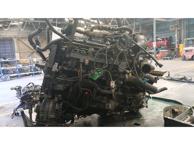 MOTOR CON ACCESORIOS Y CAJA DE CAMBIOS PEUGEOT BOXER 2003