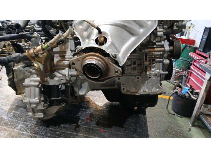 MOTOR CON ACCESORIOS Y CAJA DE CAMBIOS TOYOTA COROLLA 2004