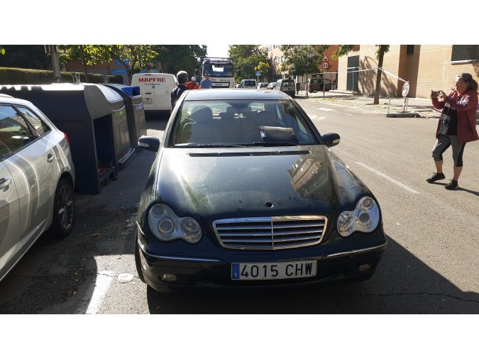 FARO ANTINIEBLA IZQUIERDO MERCEDES C 270 CDI 2003