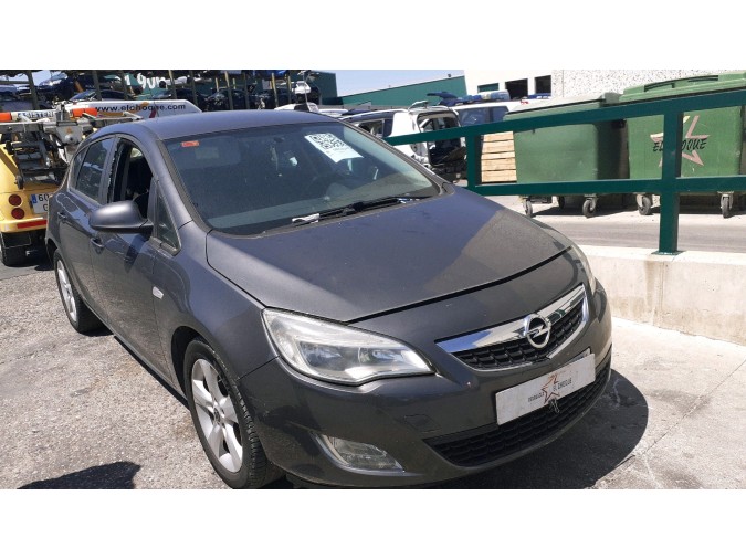 Intercooler OPEL ASTRA 2010