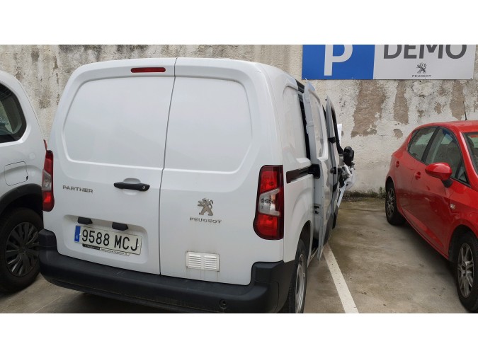 Pinza freno trasera derecha PEUGEOT PARTNER 2022