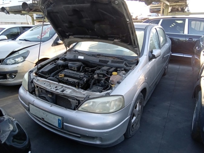 Radiador motor OPEL ASTRA 2001