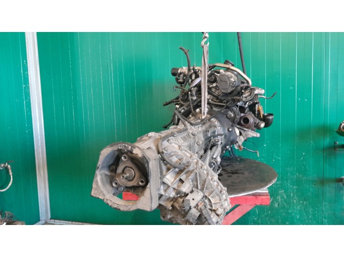 MOTOR CON ACCESORIOS SIN CAJA DE CAMBIOS VOLKSWAGEN TOUAREG 2008