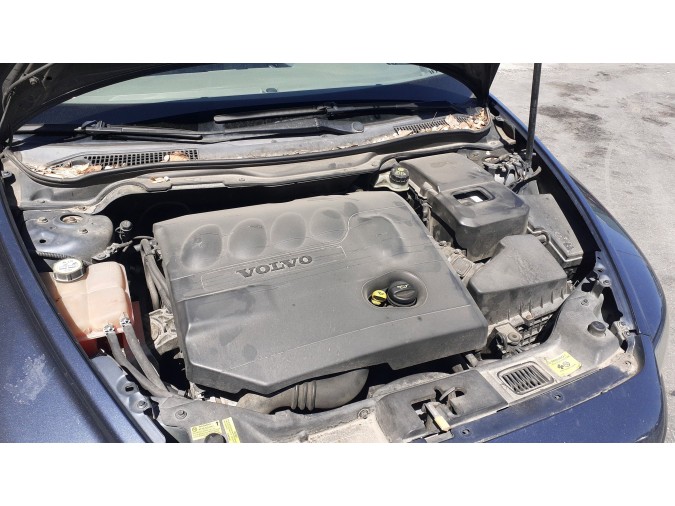 PANEL DELANTERO VOLVO V50 2005