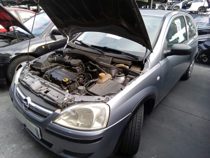 Radiador motor OPEL CORSA 2004
