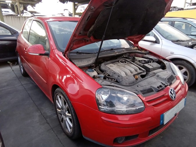 Radiador motor VOLKSWAGEN GOLF 2005