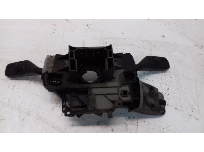 MANDO MULTIFUNCION FORD FOCUS 2006