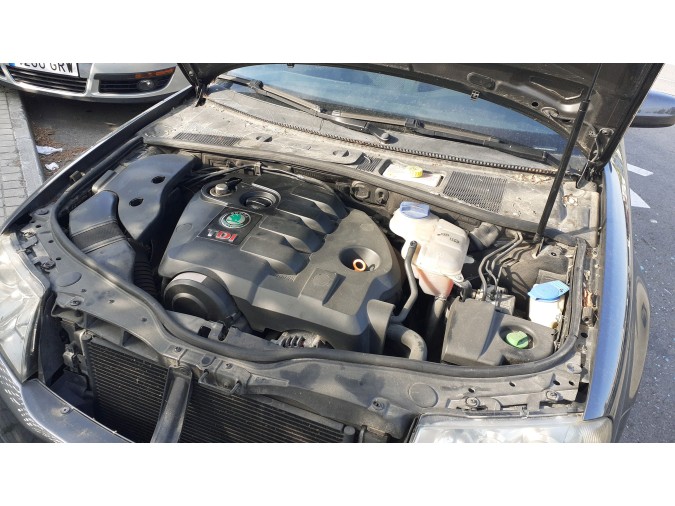 ELEVALUNAS TRASERO DERECHO SKODA SUPERB 2003