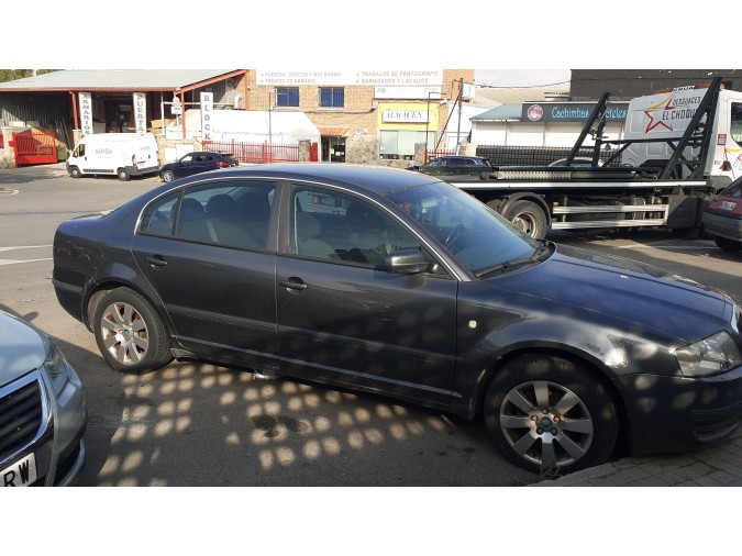 MANDO ELEVALUNAS DELANTERO DERECHO SKODA SUPERB 2003