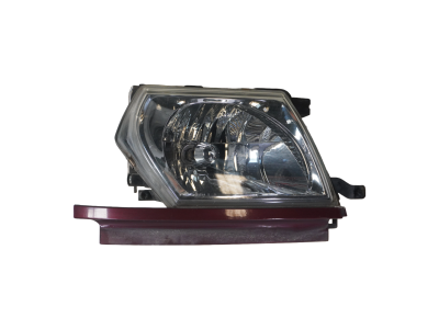 FARO DELANTERO DERECHO NISSAN PATROL 2003