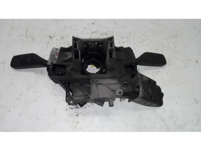 MANDO MULTIFUNCION FORD FOCUS 2006