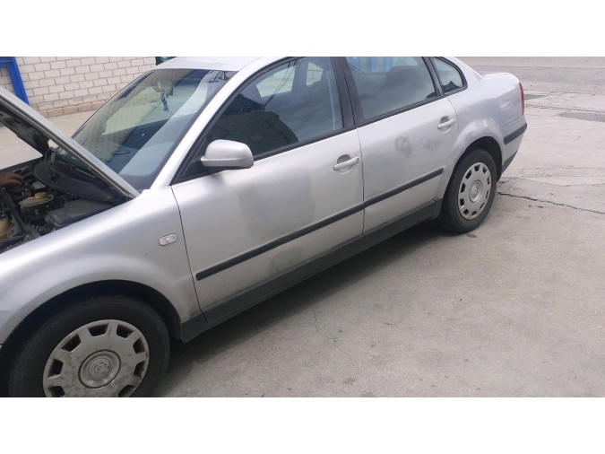 Intercooler VOLKSWAGEN PASSAT 2000