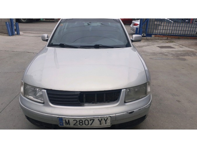 Intercooler VOLKSWAGEN PASSAT 2000
