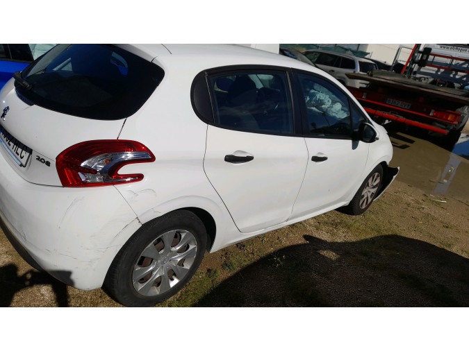 PARAGOLPES DELANTERO PEUGEOT 208 2012