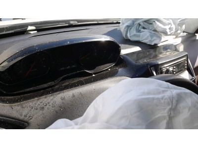 PUERTA DELANTERA DERECHA PEUGEOT 208 2012