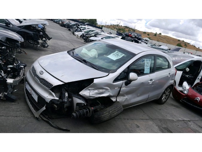PEDAL EMBRAGUE CPL. KIA RIO 2013