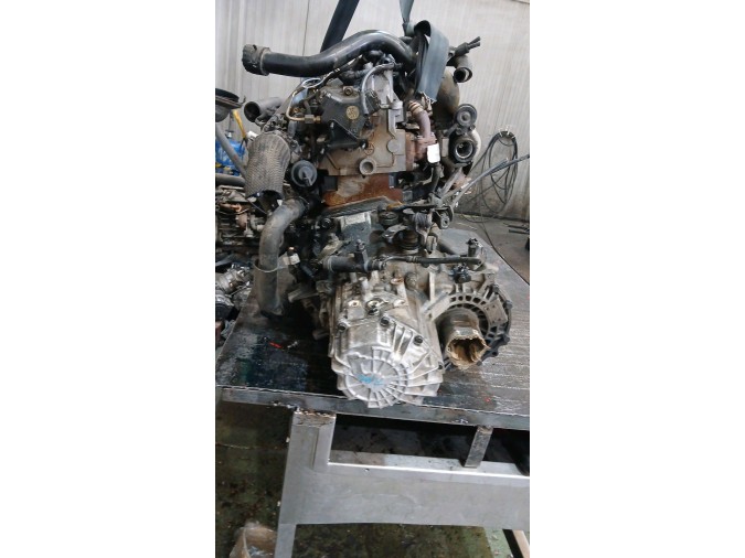MOTOR CON ACCESORIOS Y CAJA DE CAMBIOS HYUNDAI GETZ