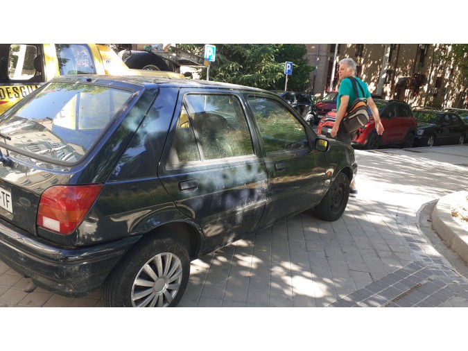 Radiador motor FORD FIESTA