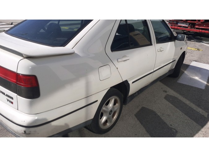 MANDO ELEVALUNAS TRASERO IZQUIERDO SEAT TOLEDO 1998