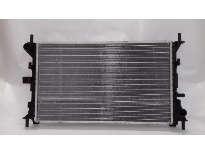Radiador de Agua FORD FOCUS 2000