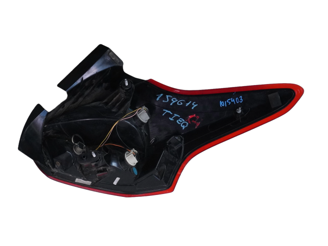 PILOTO TRASERO IZQUIERDO FORD FOCUS 2015