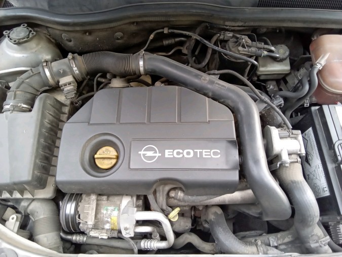 FARO ANTINIEBLA IZQUIERDO OPEL ASTRA GTC 2005