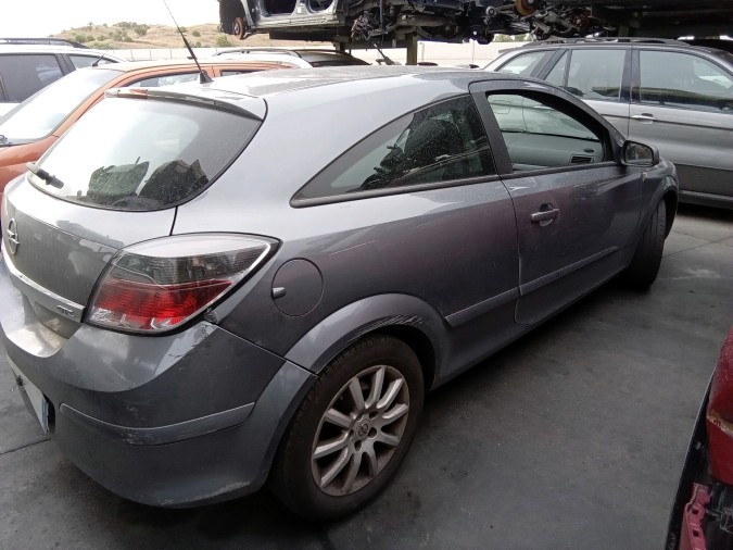 FARO ANTINIEBLA DERECHO OPEL ASTRA GTC 2005