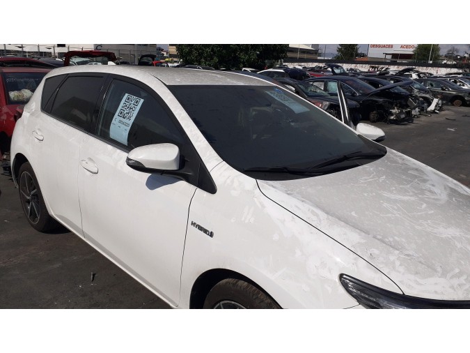 MANDO ELEVALUNAS DELANTERO DERECHO TOYOTA AURIS 2018