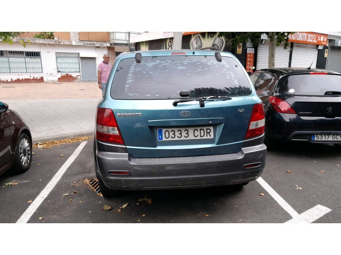 INTERRUPTOR LEVALUNAS TRASERO DERECHO KIA SORENTO 2003