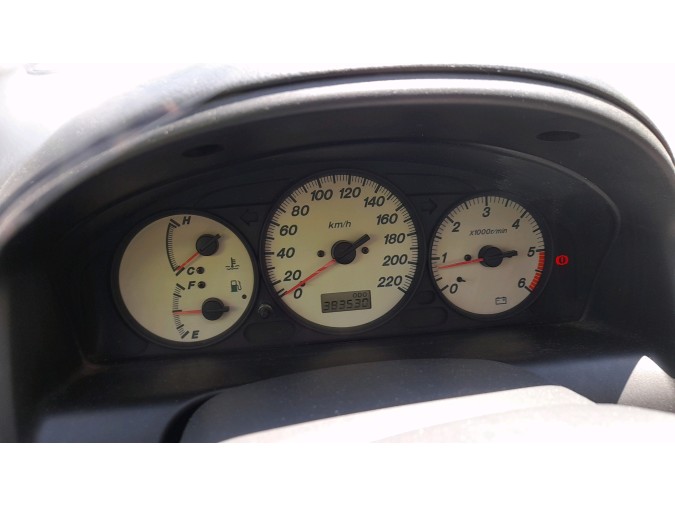 PARAGOLPES DELANTERO MAZDA PREMACY 2004
