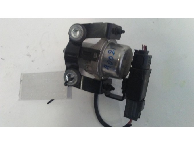 MOTOR LIMPIAPARABRISAS DELANTERO OPEL CORSA 2015