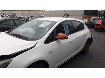 Radiador motor OPEL ASTRA 2014