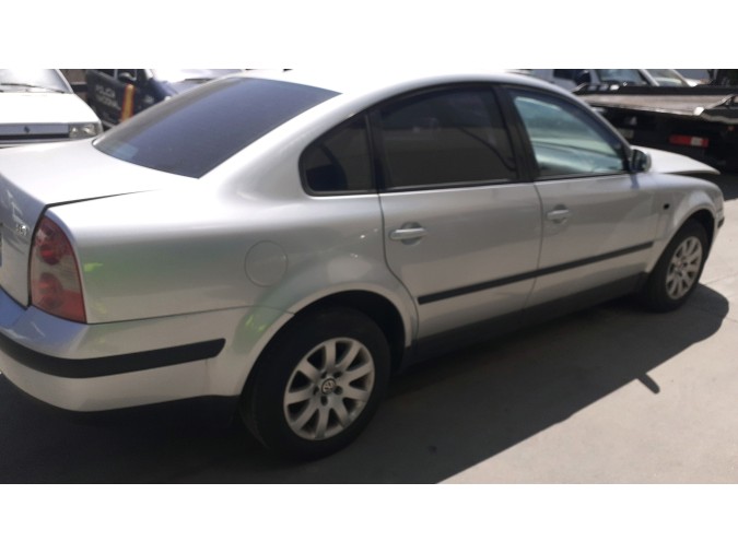 Intercooler VOLKSWAGEN PASSAT 2003