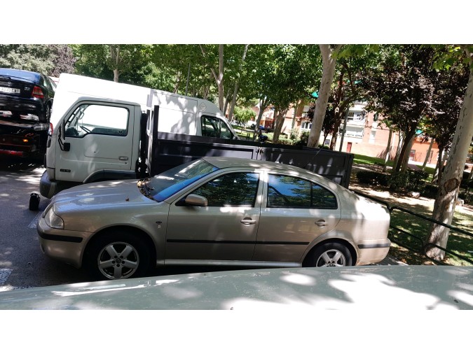MANDO ELEVALUNAS DELANTERO DERECHO SKODA OCTAVIA 2004